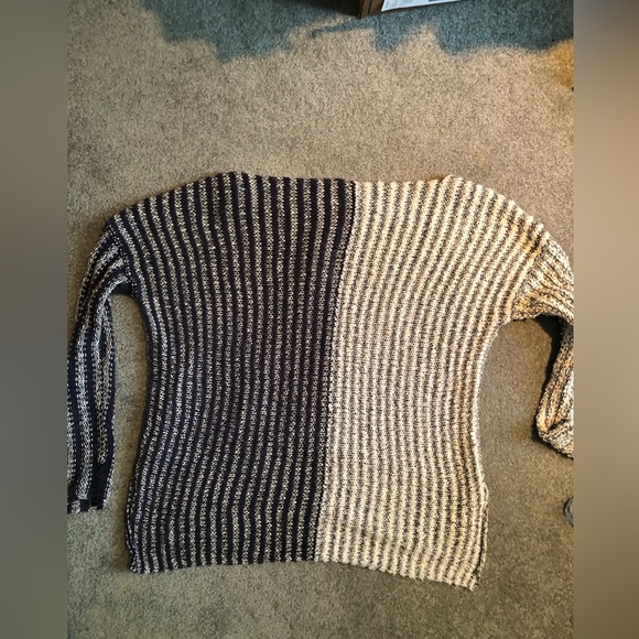 Free People oversized sweater - Picture 5 of 7